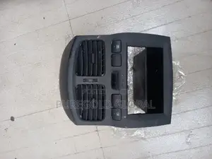Centre Vent for Hyundai Santafe 2004 Model