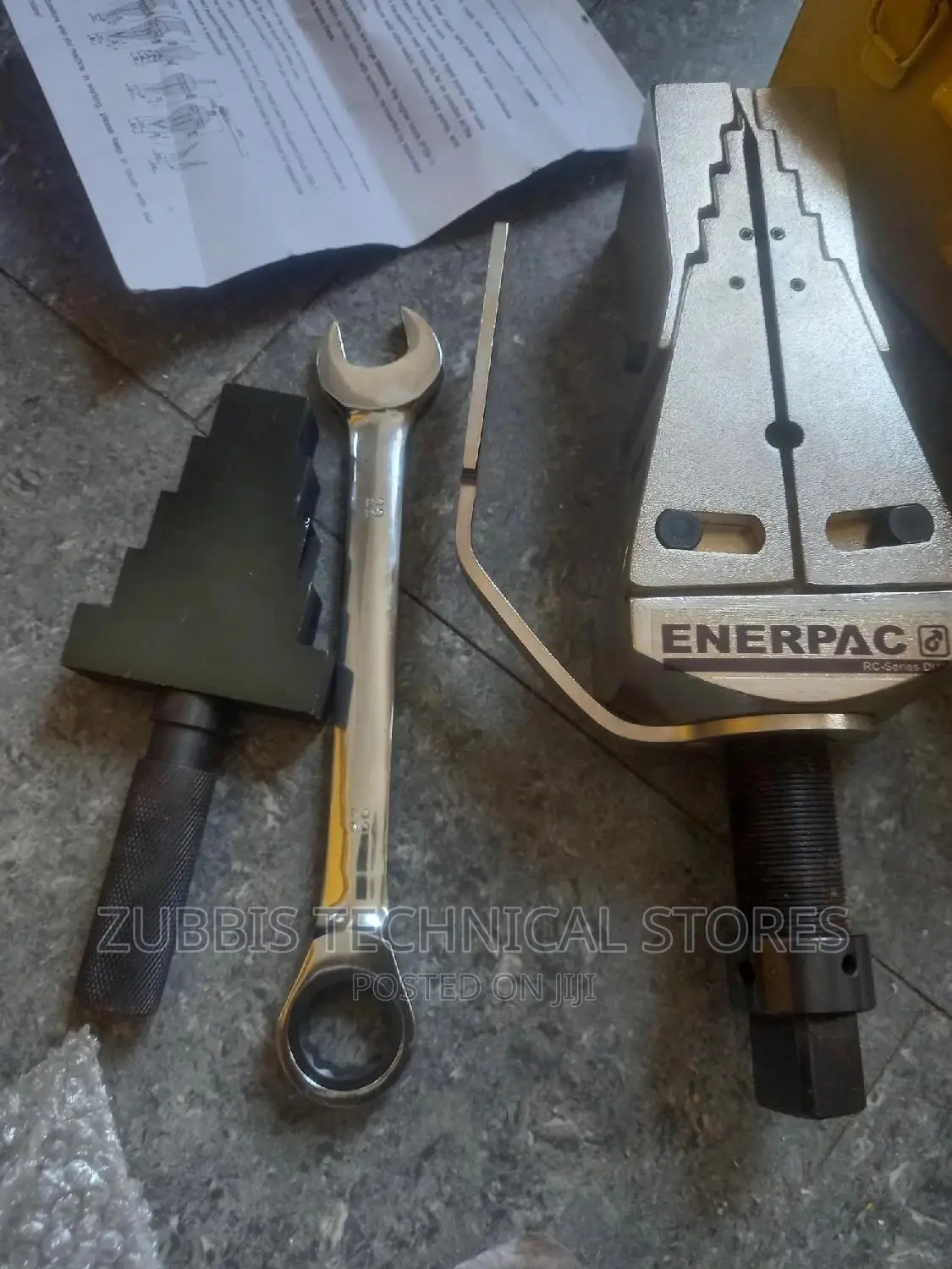 Flange Spreader