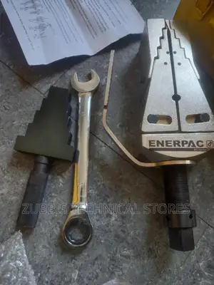 Flange Spreader