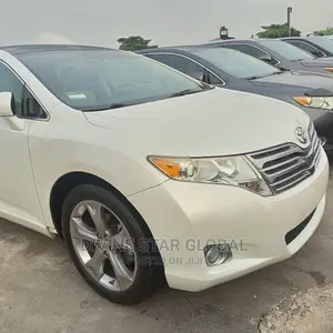 Toyota Venza V6 AWD 2012 White