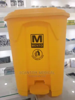Plastic Pedal Dustbin
