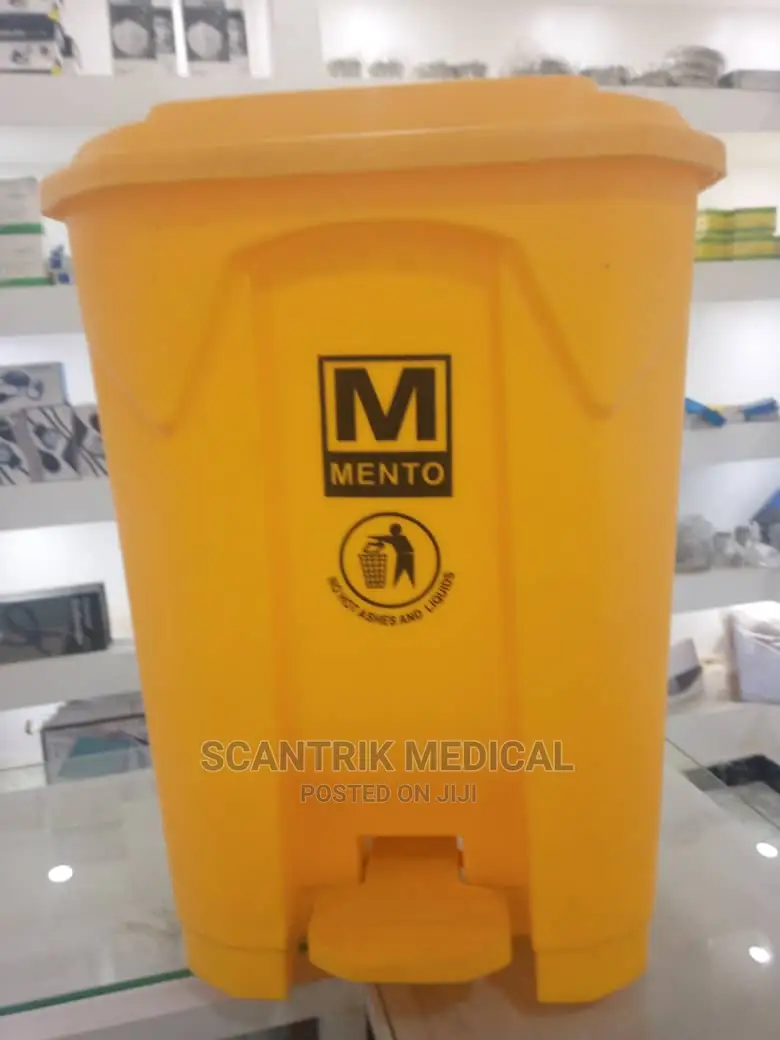 Plastic Pedal Dustbin
