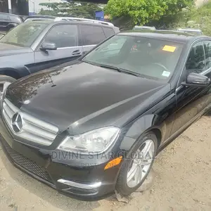 Mercedes-Benz C300 2013 Black