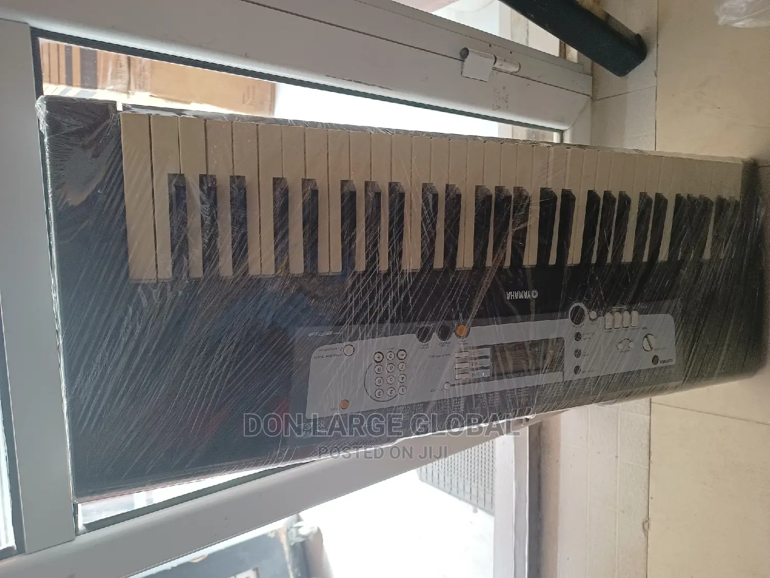 Yamaha E213