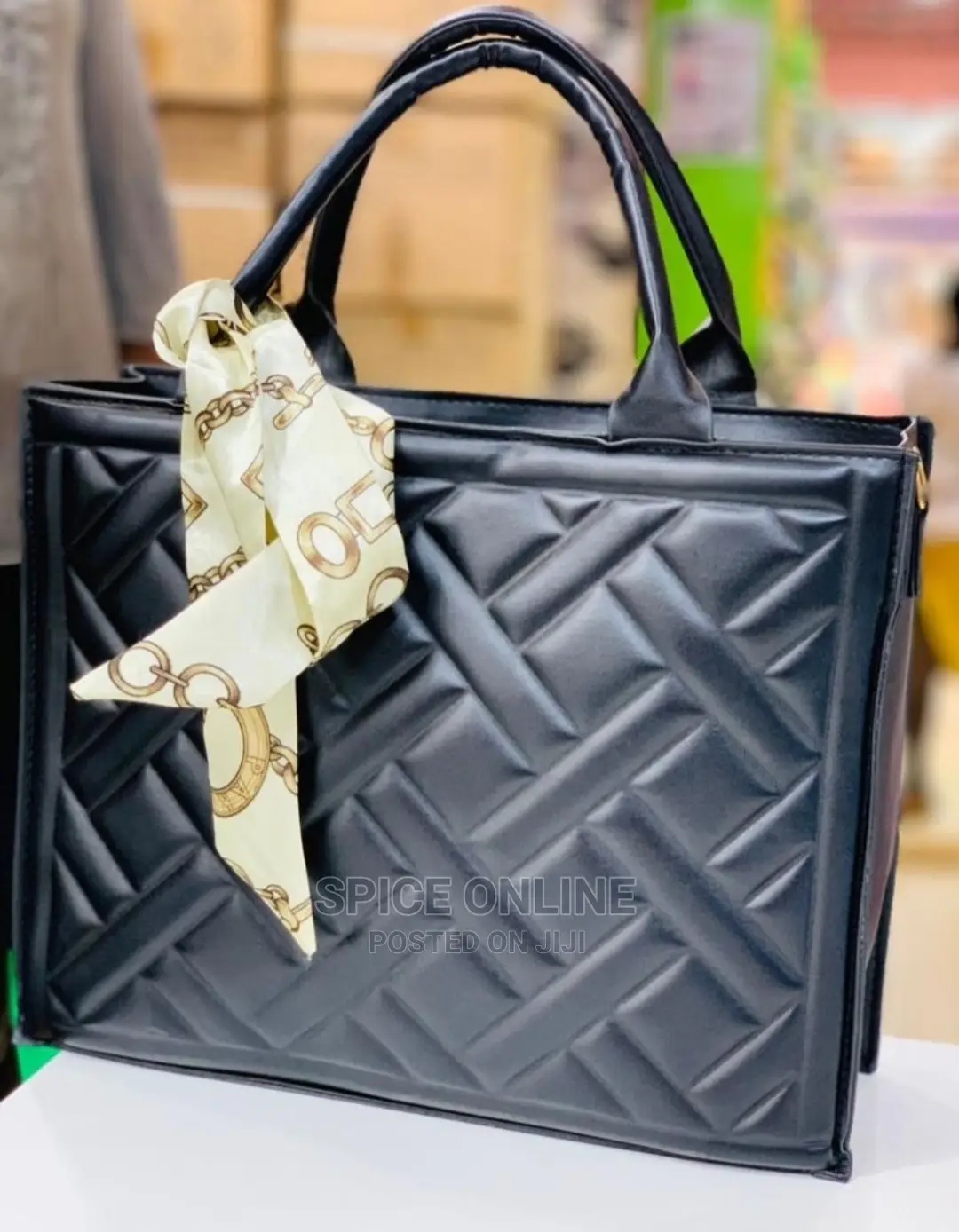 Vvip: Classic Ladies Bag