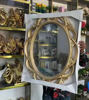Classy and Decorative Wall Mirror
