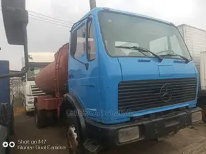 1617 Benz Water Tanker Truck Tokunbo