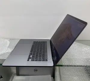 Laptop Apple MacBook Pro 2019 16GB Intel Core I7 SSD 512GB