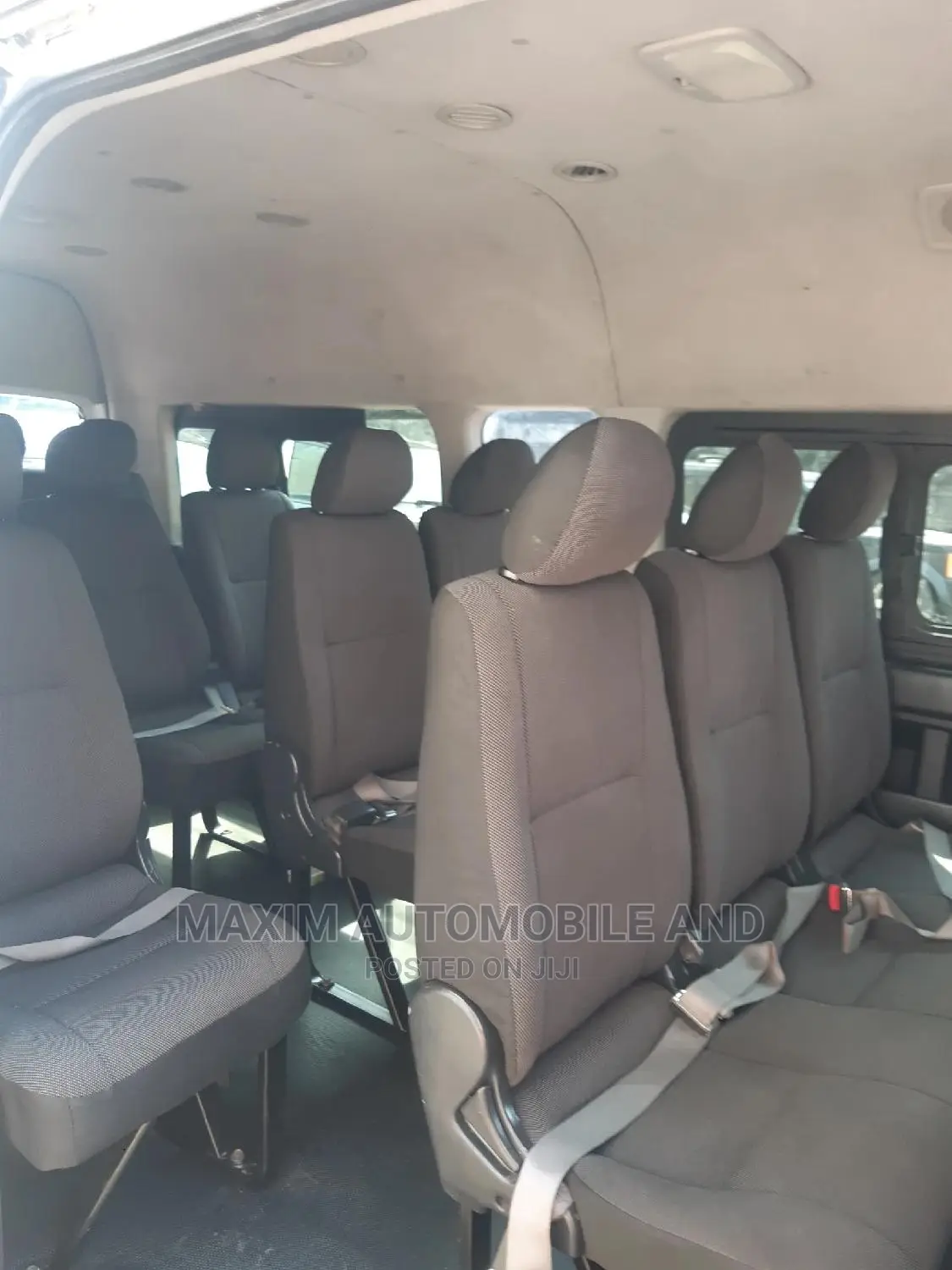 Toyota HiAce 2012 White