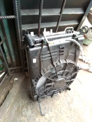 Radiator and Fan Condenser Hyundai Tucson 2017 Kia Sportage