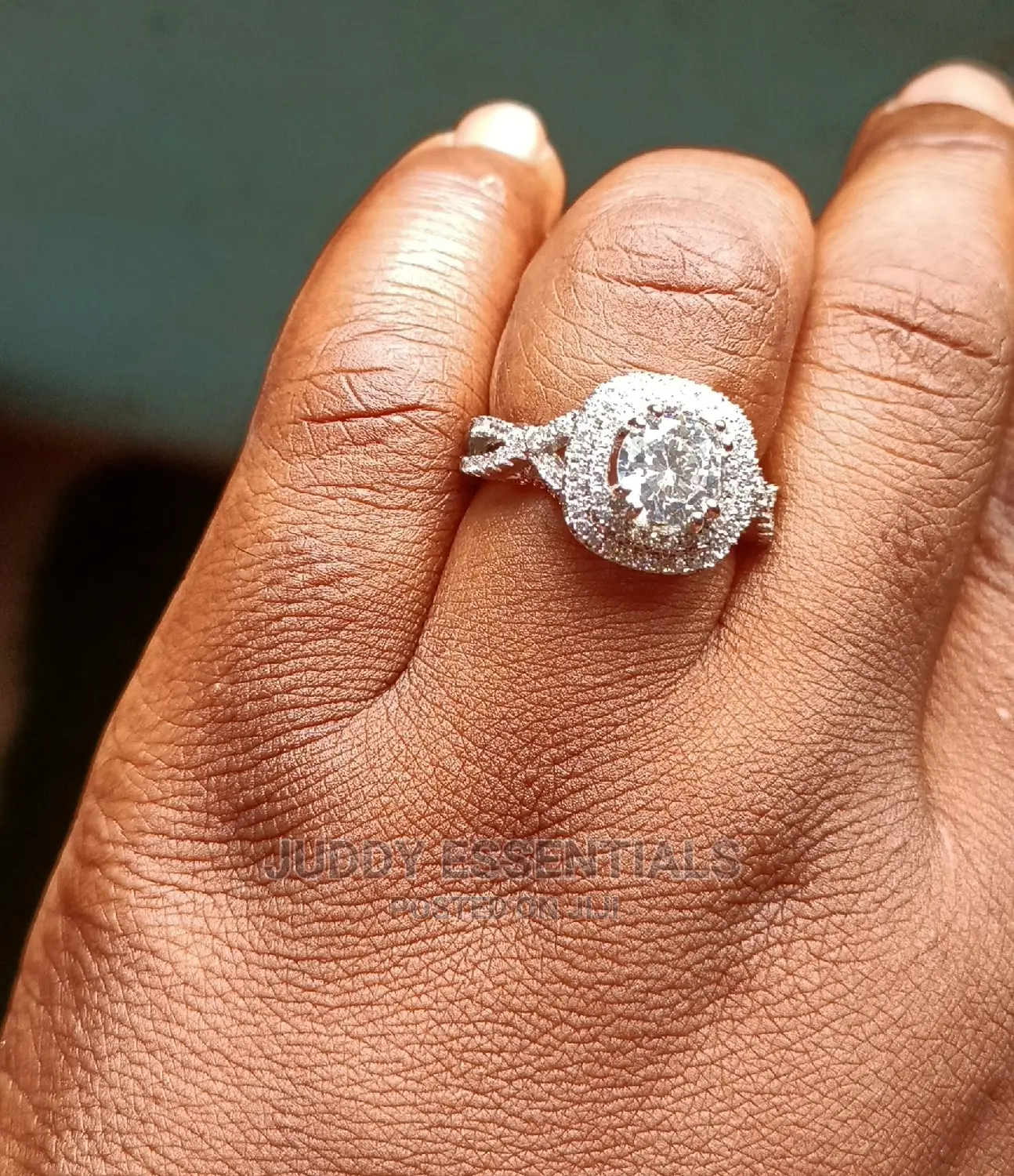 Silver Diamond Engagement Rings