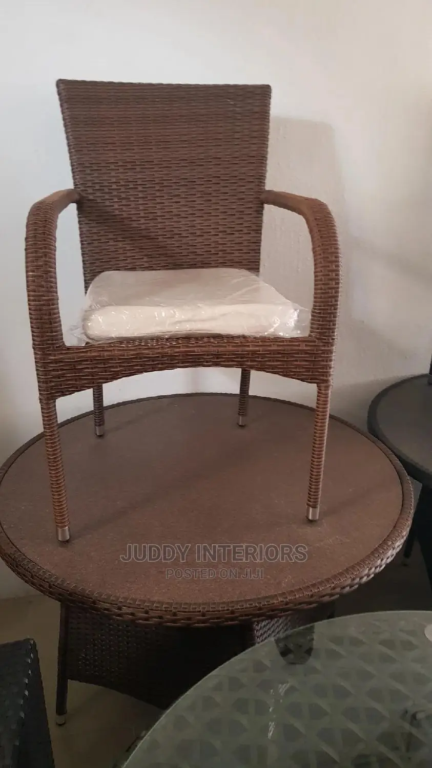 Restaurant Rattan Dining Table Set