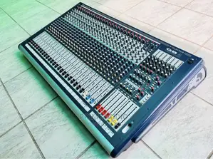 Soundcraft Lx7ii 24 Channels Analog Mixer Console