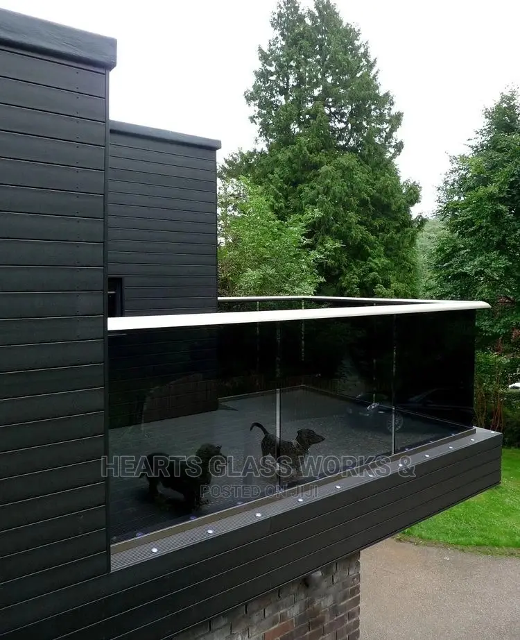 10mm Tempered Glass Balustrade With White Accessories.