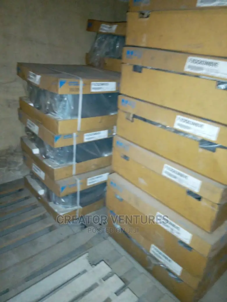 Daikin 10tons Ceiling Conceal Ducting Air-Conditioner