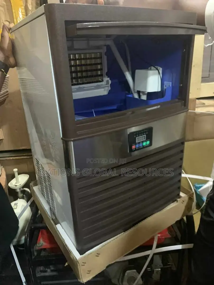 Stainles Body 90 Cubes Ice Maker