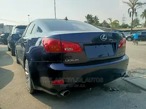 Lexus IS 250 2008 Blue