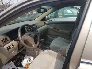 Toyota Corolla LE 2007 Gold