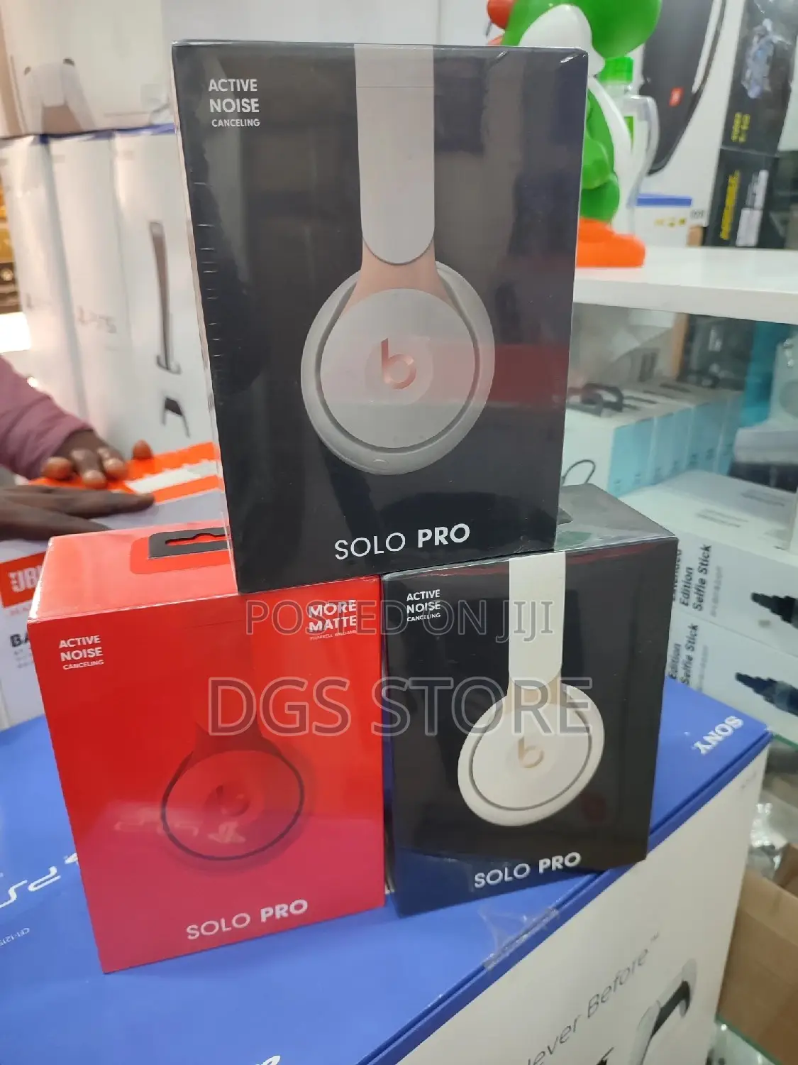 Beats Solo Pro Bluetooth Headphone