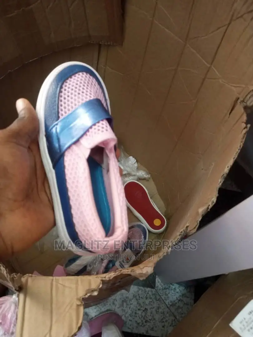 Unisex Sneakers