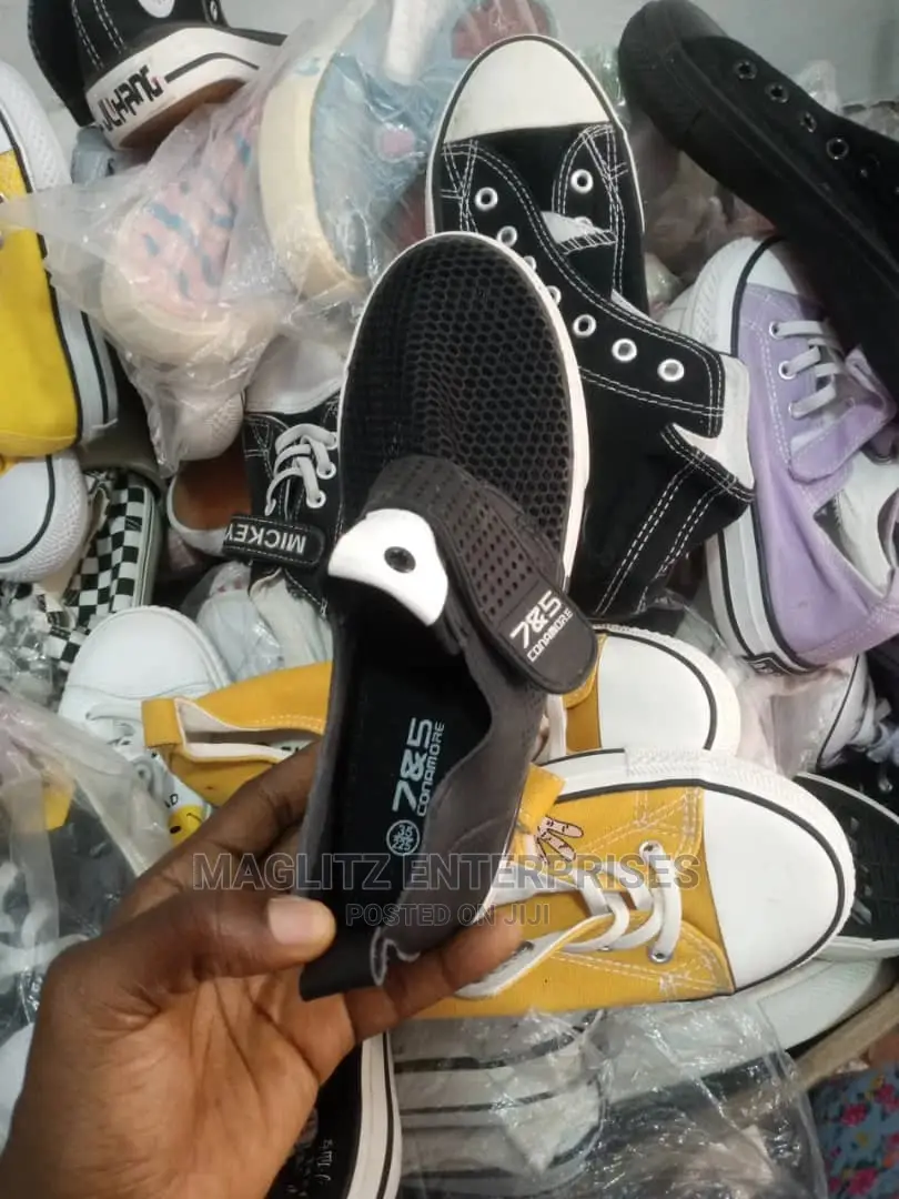 Unisex Sneakers