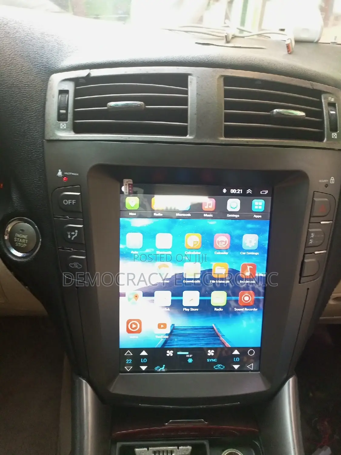 Is 250 Lexus Tesla Screen With GPS Navigation (Map)