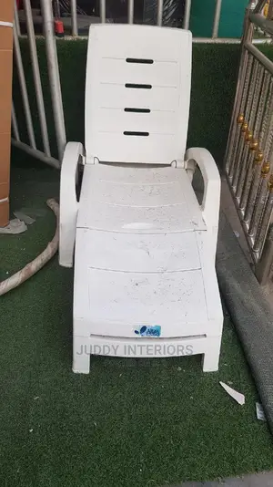 Plastic Swimming Pool Chair