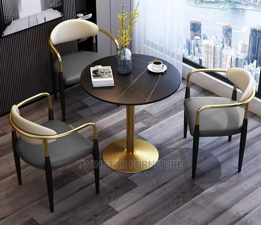 New Modern Luxury Table With Chairs