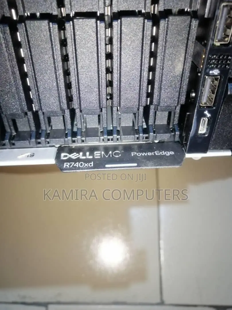 New Server Dell PowerEdge R740xd 64GB Intel Xeon HDD+SSD 4T