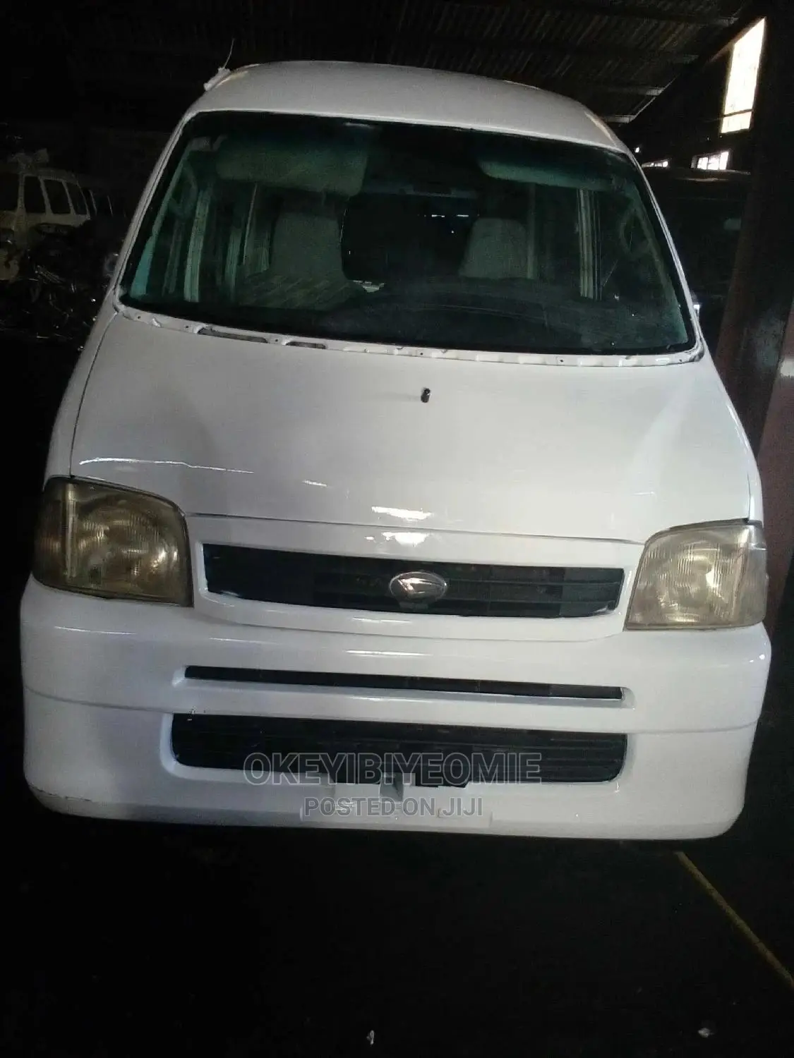 Daihatsu Hijet 2010 Silver