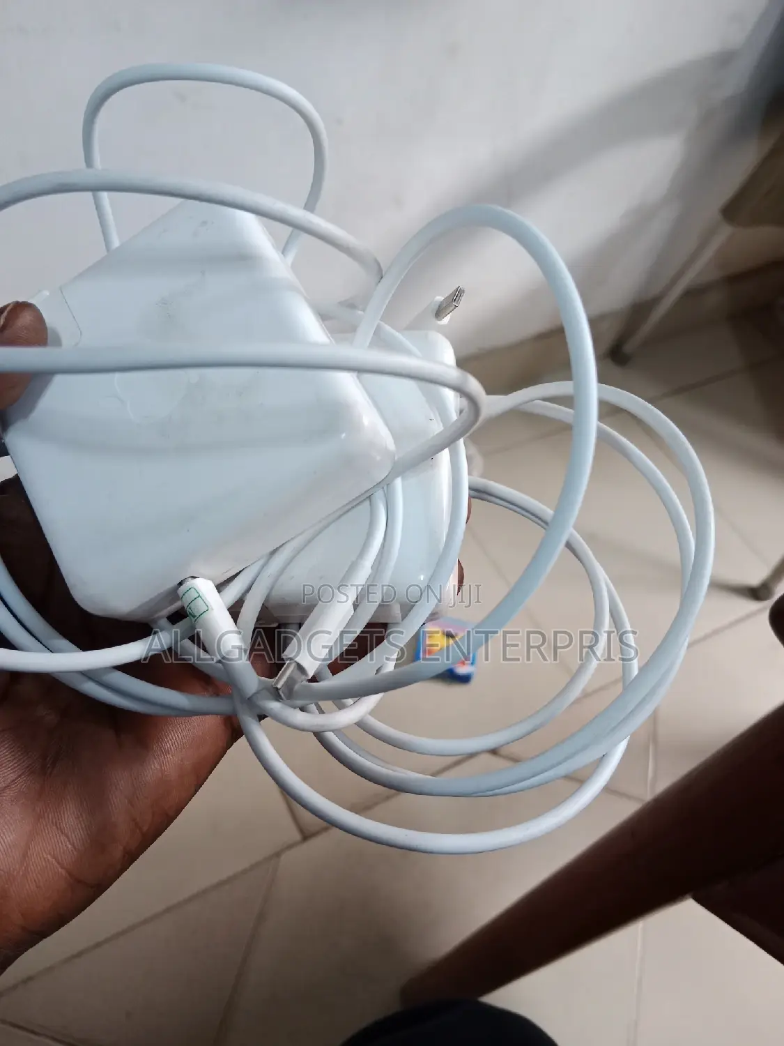 Apple Macbook Charger Type C and Magnetic