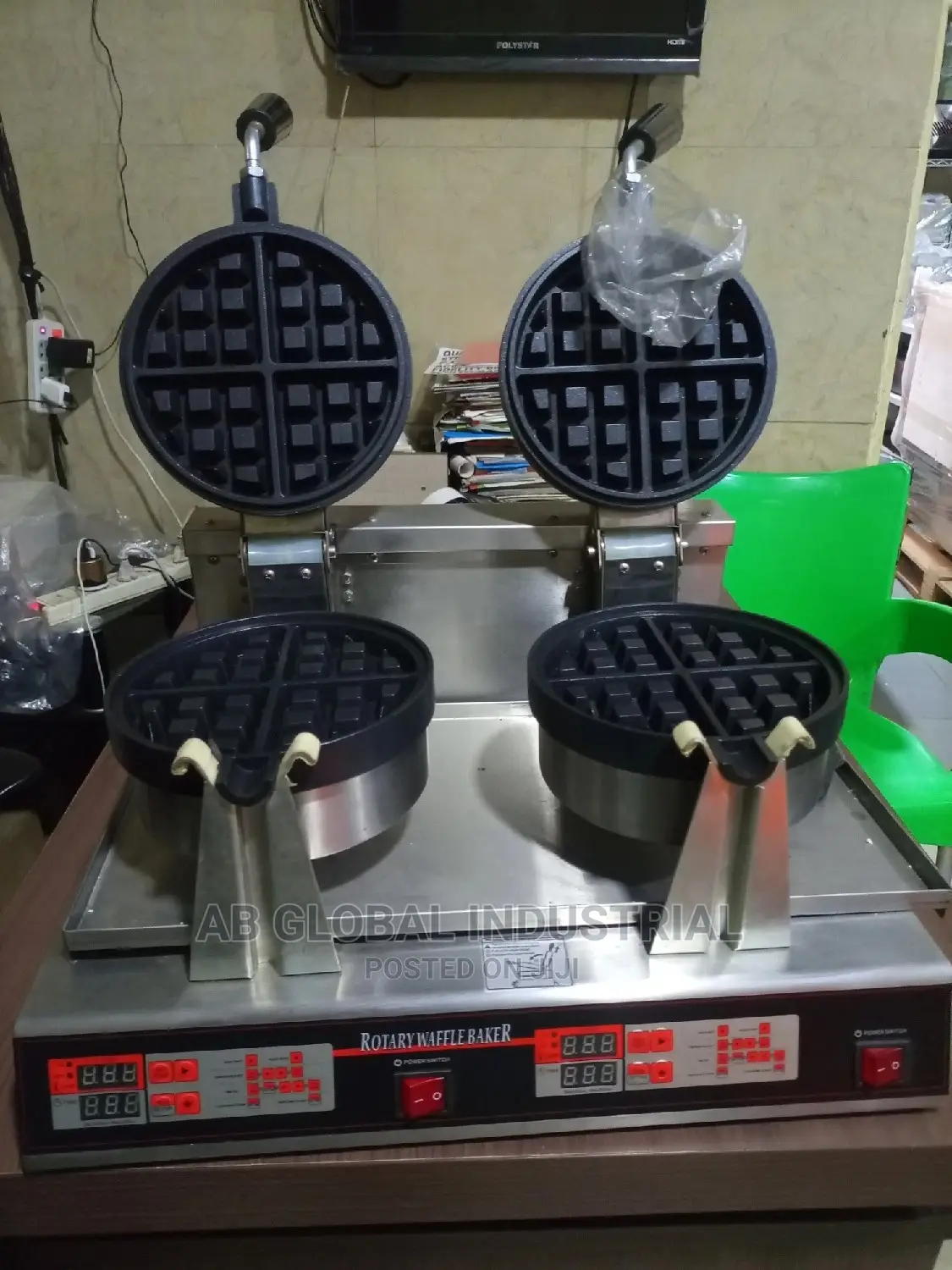 Waffle Maker Double (Eletric)
