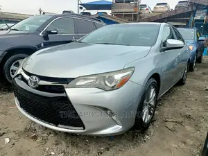 Toyota Camry 2017 Silver