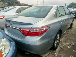 Toyota Camry 2017 Silver