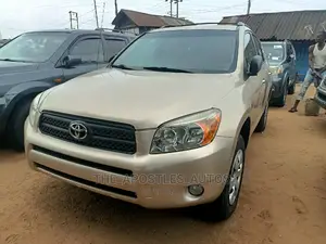 Toyota RAV4 4x4 2007 Gold