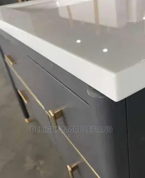 Plain White Marble Kitchen Countertops