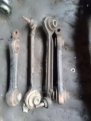Chrysler 300C Complete Lower Arms