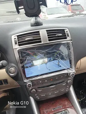 Lexus IS Android System
