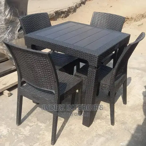 Restaurant Plastic Table Set