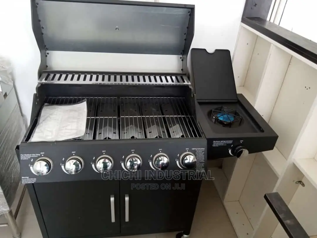Barbeque Six Burner With Side Cooker