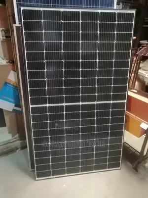 300 Watts Complete Cell Solar Panels