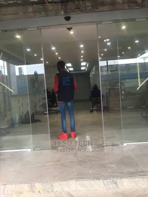 Automatic Glass Door