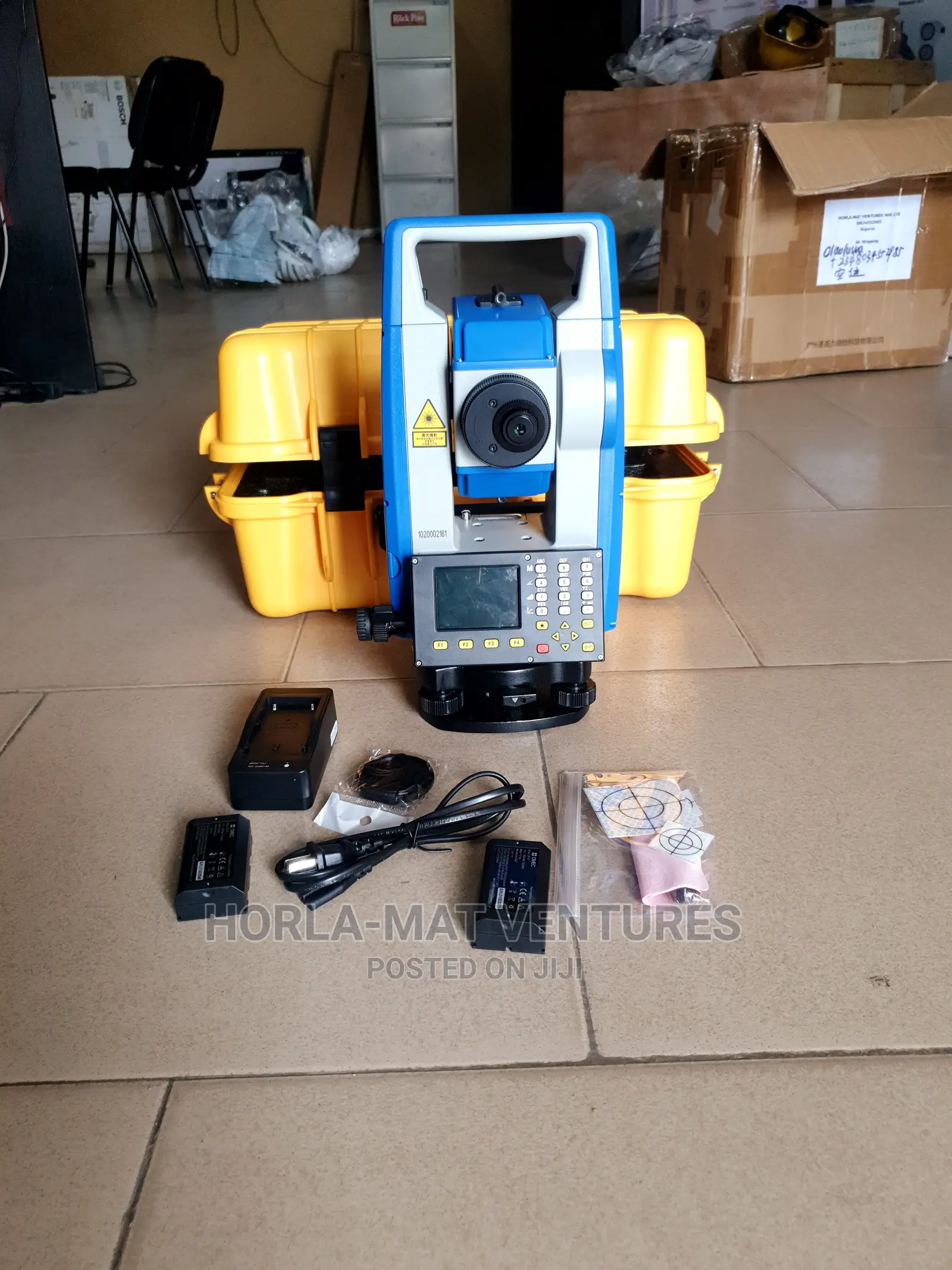 Stonex R3 Total Station