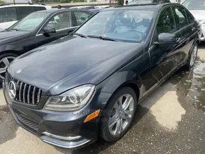 Mercedes-Benz C300 2014 Gray