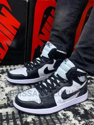 Air Jordan 1 High Retro "Panda" Sneakers