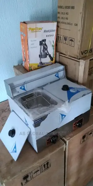 6x6 DEEP FRYER 12litres Table Top