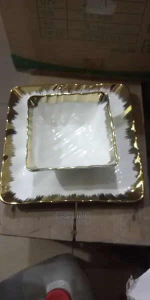 Gold Flat Plate and Bowl
