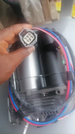 Suspension Pump Range Rover Voque 2006/2012