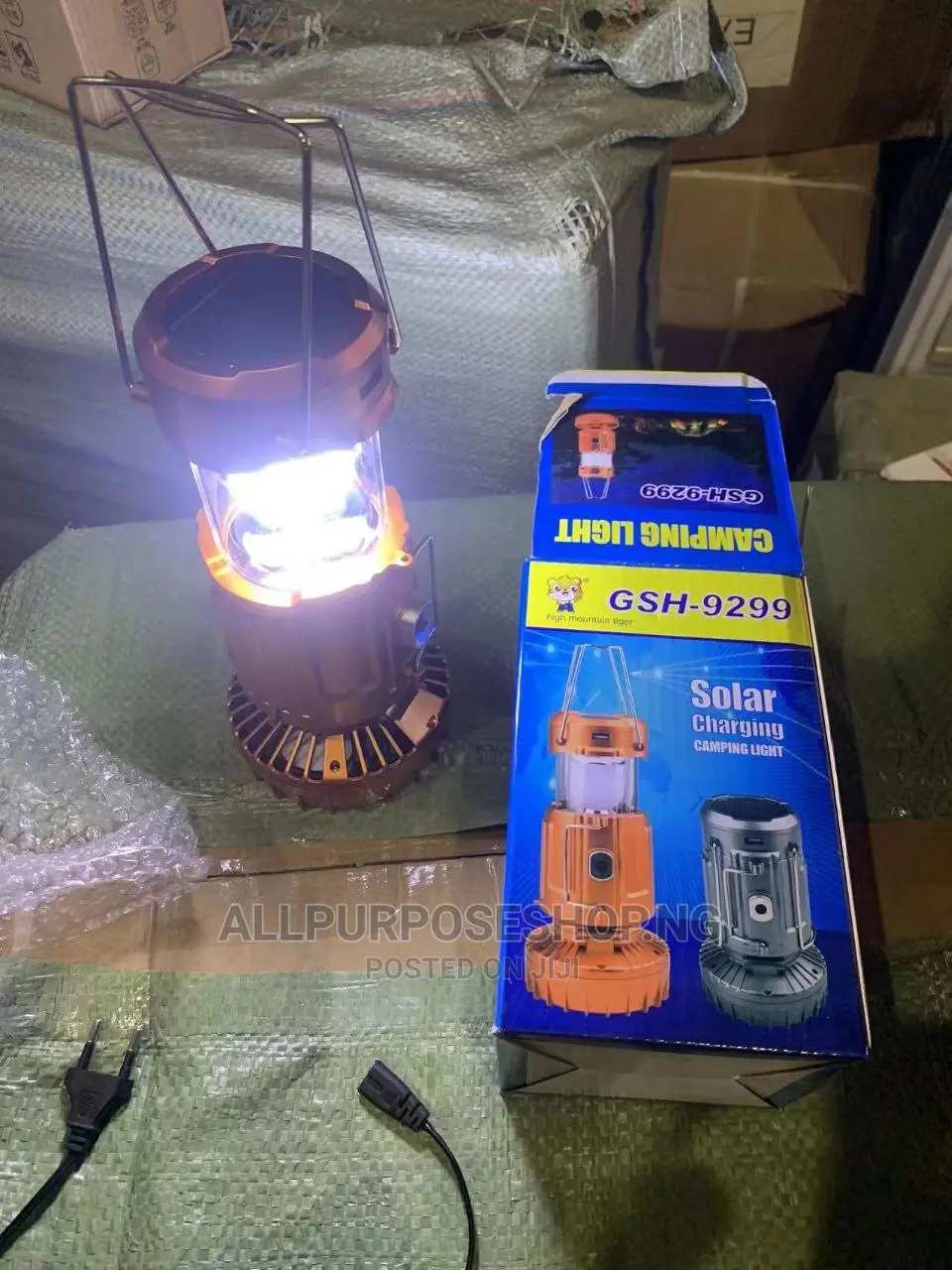 Solar / Rechargeable Camping Lamp