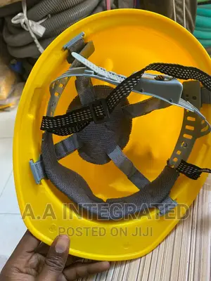 Helmet V-guard